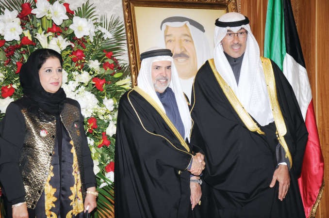 الشيخ فواز الخالد مهنئا﻿