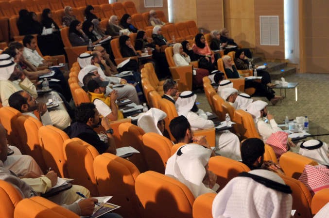 جانب من الورش الاستشارية التي ينظمها برنامج اعادة الهيكلة لدعم المبادرين