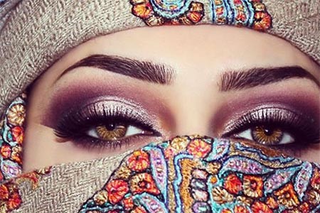 بالصور.. تعرف على "العمانية" صاحبة أجمل عيون ساحرة في العالم