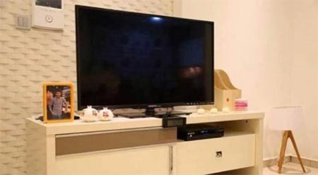 بالصور.. شقة مفروشة هدية لمشترك "أراب أيدول" عمار الكوفي بسبب مواقفه