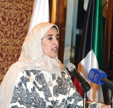الشيخة عايدة سالم العلي متحدثة في الحفل﻿