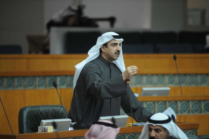 جمال العمر متحدثا
