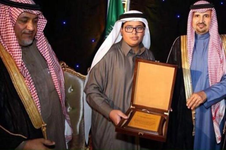 وفاة طالب سعودي بعد يوم واحد من تكريمه من أمير الجوف