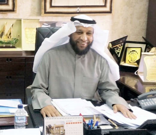 جمال الدوسري خلال المؤتمر الصحافي