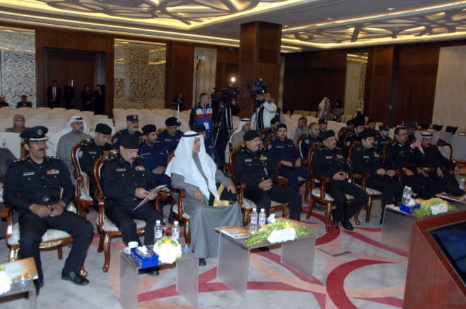 كبار قيادات وزارة الداخلية في مقدمة الحضور 