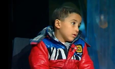 بالفيديو.. الطفل المصري "العائد من الموت" يروي محاولة اغتصابه ورميه في المجاري