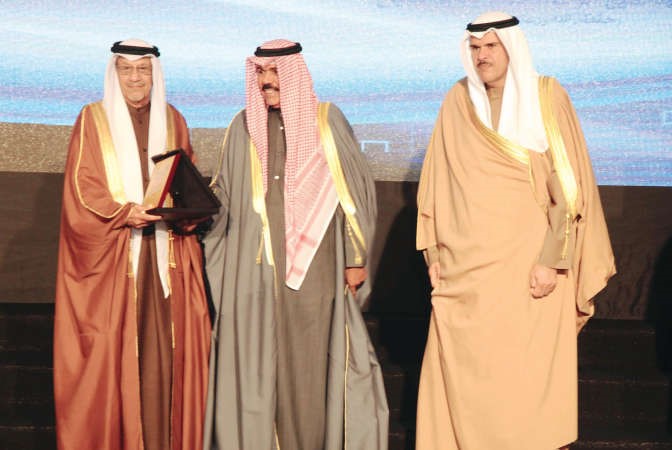 سموه يكرم خالد الحمد ﻿