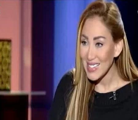 بالفيديو.. ريهام سعيد: "بنشكح لما حد بيهاجمنى"