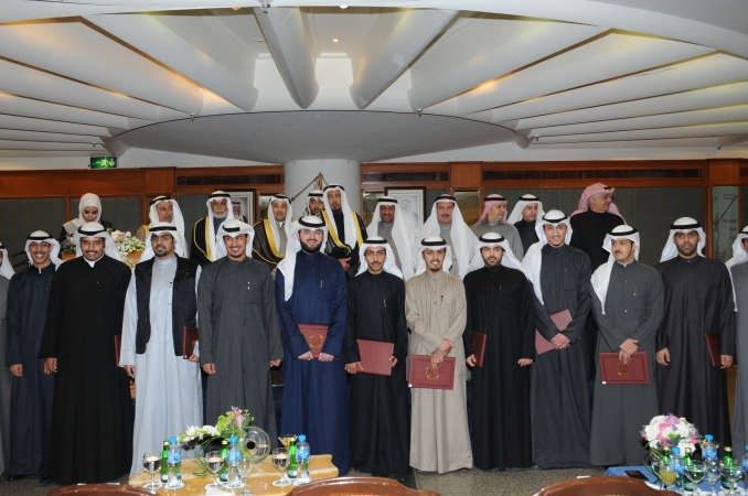 الصانع والمعتوق والعسعوسي والمطاوعة والعيسى يتوسطون وكلاء النيابة المكرمين 