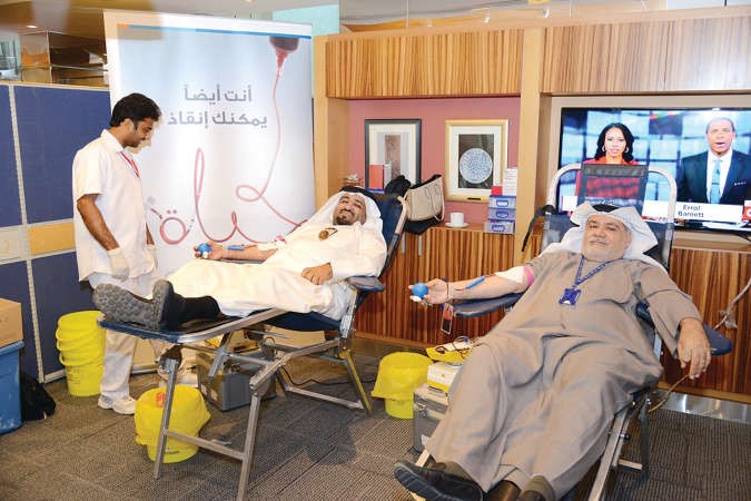 موظفو برقان يتبرعون بالدم