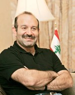 مصطفى علوش﻿
