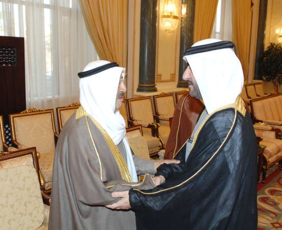 صاحب السمو الامير يتلقى التعازي من رئيس ديوان حاكم عجمان د ماجد النعيمي