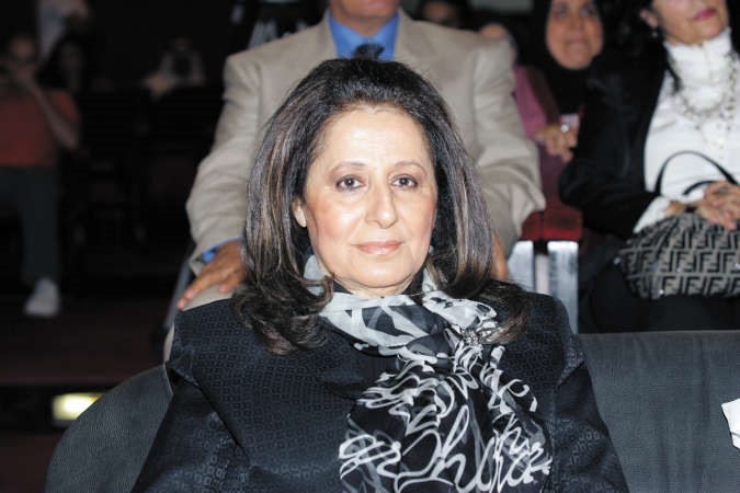 الكاتبة القديرة عواطف البدر