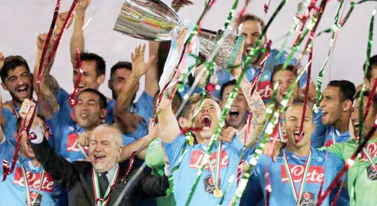 فرحة نابولي بلقب السوبر﻿