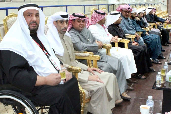 شافي الهاجري مع كبار الحضور ورؤساء الوفود المشاركة﻿
