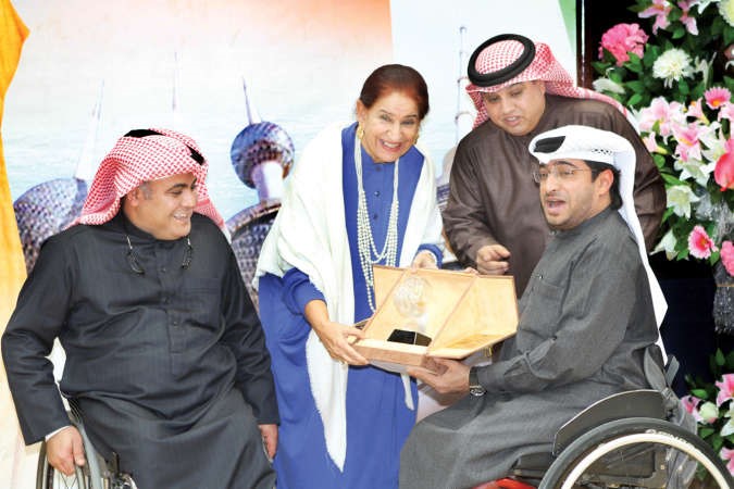 الشيخة شيخة العبدالله تكرم ماجد العصيمي من دولة الامارات