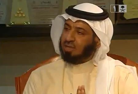 فيديو.. رومانسية سعودية مع زوجها بمطار الرياض تتسبب بطلاقها 
