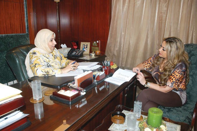 المحامية نضال الحميدان متحدثة للزميلة دانيا شومان	 حمدي شوقي ﻿