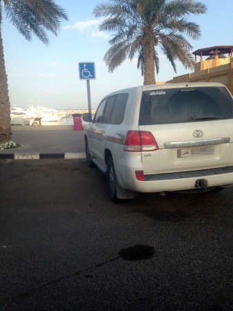 الواجهة البحرية لم تسلم من مخالفات الامن العام ﻿