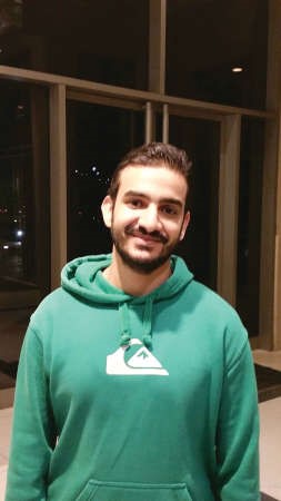 محمود حسني﻿
