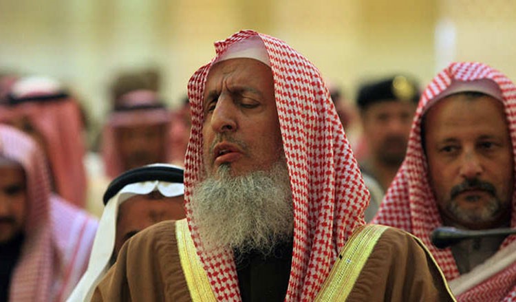 آل الشيخ مفتي السعودية : الموالد وأمثالها من البدع ما أنزل الله بها من سلطان