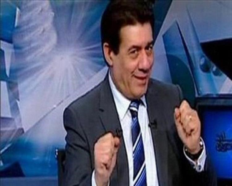 بالفيديو.. "سقطة" تحرج مدحت شلبي علي الهواء
