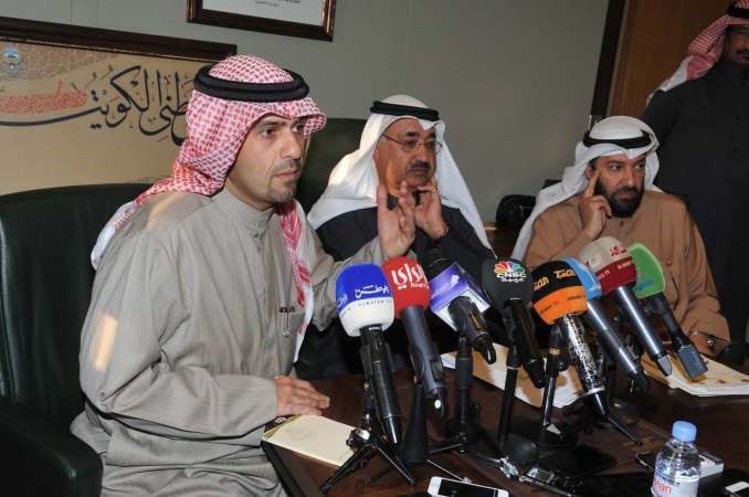 دعبدالمحسن المدعج ود علي العمير وانس الصالح خلال المؤتمر الصحافيقاسم باشا﻿
