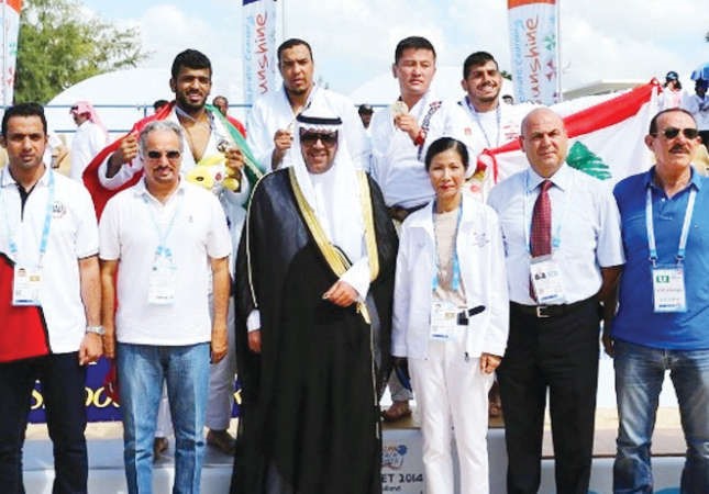 الشيخ احمد الفهد في مناسبة سابقة بدورة الالعاب الاسيوية﻿