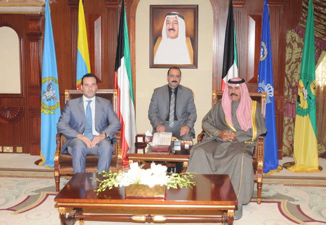 سمو ولي العهد لدى استقباله سفير بلجيكا لدى الكويت اندي ديتاي﻿