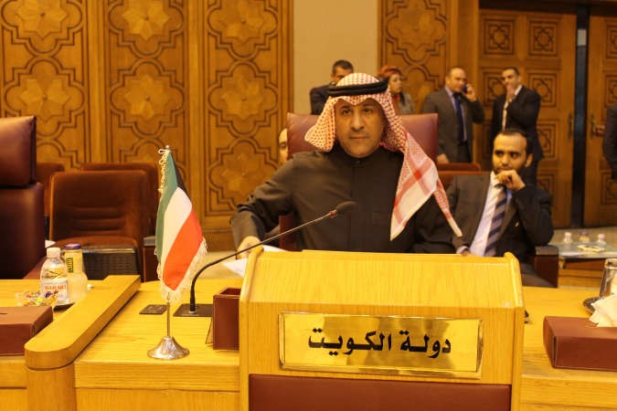 السفير عزيز الديحاني مشاركا في اجتماع المندوبين الدائمين 