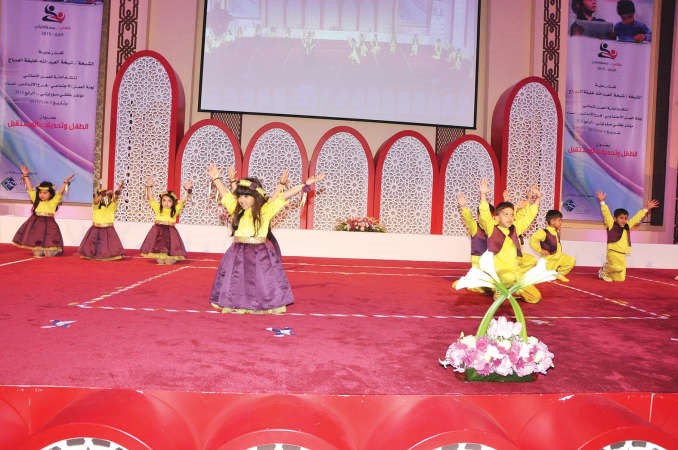 لوحة استعراضية عن الطفلاحمد علي