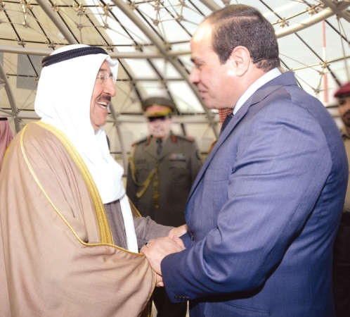 صاحب السمو الامير الشيخ صباح الاحمد مرحبا بالرئيس عبدالفتاح السيسي لدى وصوله﻿