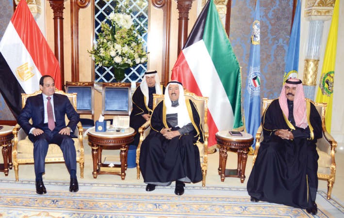 صاحب السمو الامير الشيخ صباح الاحمد خلال المباحثات الرسمية مع الرئيس عبدالفتاح السيسي بحضور سمو ولي العهد الشيخ نواف الاحمد﻿