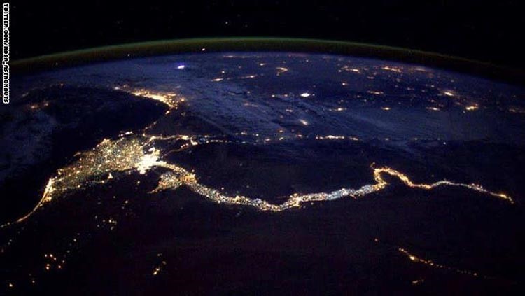 شاهد.. رائد فضاء أميركي ينشر أروع صورة لنهر النيل ودلتا مصر حتى الآن