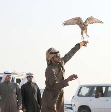 من منافسات فئة الطيور في مهرجان الموروث الشعبي 