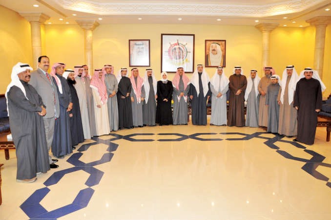 هند الصبيح والفريق م احمد الرجيب يتوسطان الحضور احمد علي ﻿