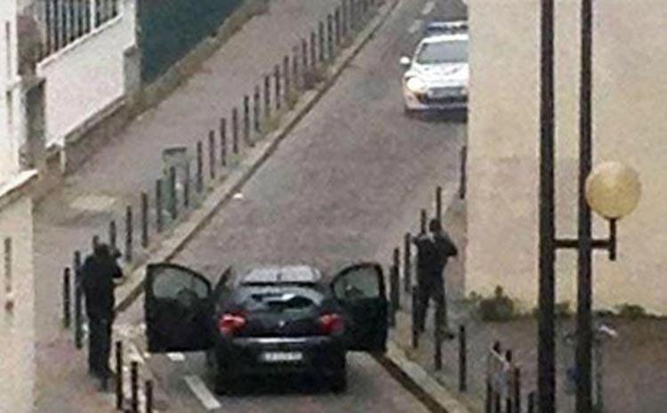 بالفيديو والصور.. فرنسا تعيش صدمة الإرهاب: 12 قتيلاً بـ «شارلي إيبدو»