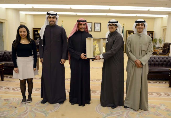 رئيس مجلس الامة مرزوق الغانم مستقبلا اتحاد طلبة امريكا﻿