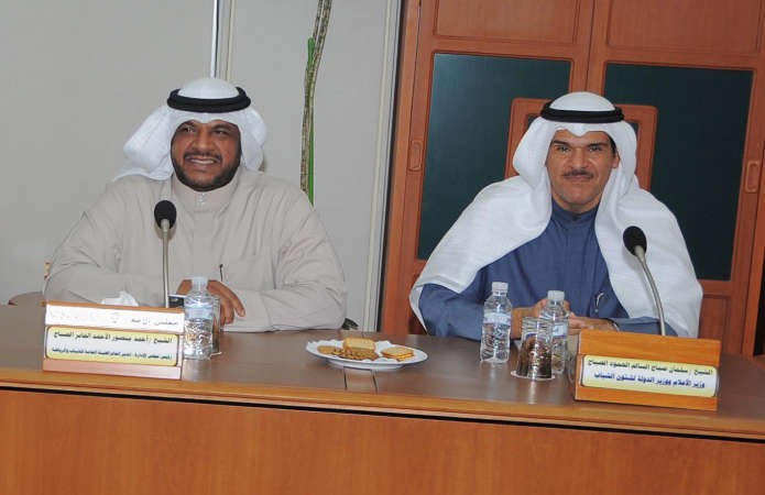 وزير الاعلام ووزير الشباب والرياضة الشيخ سلمان الحمود﻿