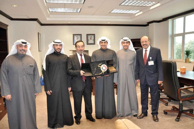 مفيصل العنزي وزملاؤه يكرمون محسن بنيان بمشاركة اعضاء الرابطة