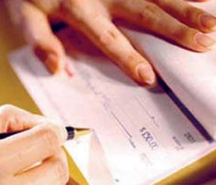 شاب سعودي يعتزم التبرع بـ "مليار ريال" تمثل نصف ثروته لوجه الله