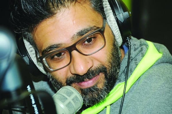 مايك مبلتع نظرة من الابداع هاني الشمري