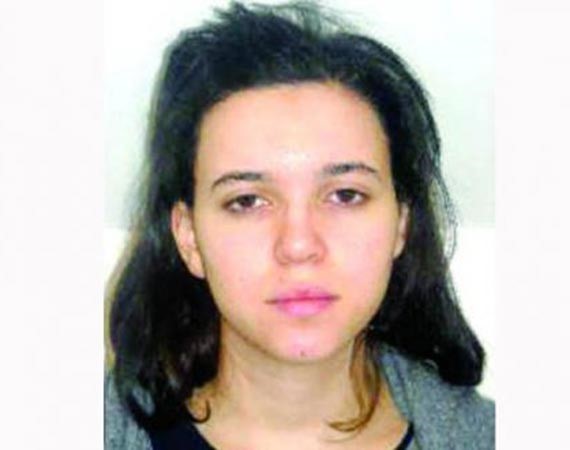 حياة بومدين زوجة كوليبالي دخلت سورية 8 الجاري
