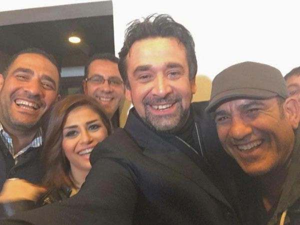 سيلفي يجمع منة فضالي وكريم عبد العزيز.. شاهد واعرف المناسبة