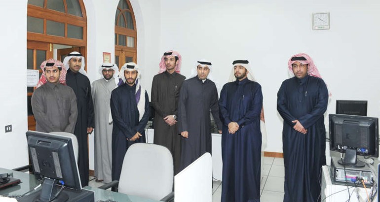 وفد النيابة العامة القطري لدى زيارته معهد الدراسات القضائية والقانونية ﻿
