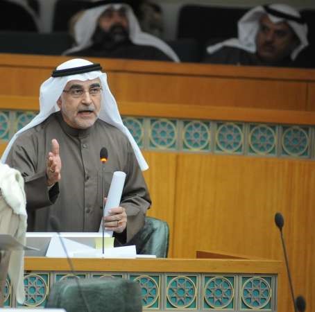 احمد لاري
﻿