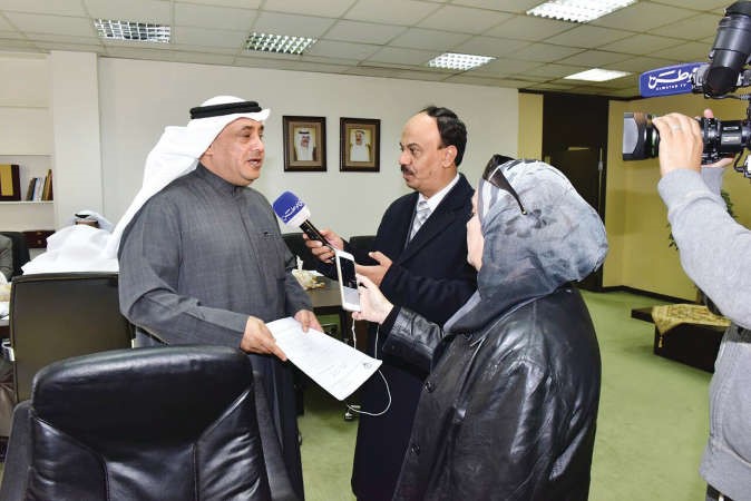 دمطر المطيري متحدثا الى الزميلة بشرى شعبان ﻿