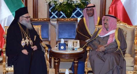 صاحب السمو الامير الشيخ صباح الاحمد خلال استقباله البطريرك يوحنا العاشر ﻿