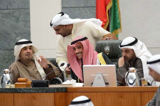 رئيس مجلس الامة مرزوق الغانم وانس الصالح والشيخ محمد العبدالله وراكان النصف على المنصة