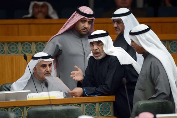 النواب خلال الجلسة
